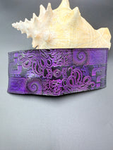 Stamped Leather Bifold Wallet - Tipper